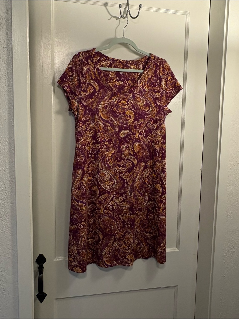 Soft Surroundings Paisley Short-Sleeve Dress in Burgundy and Gold Knee Length PM - Picture 2 of 3